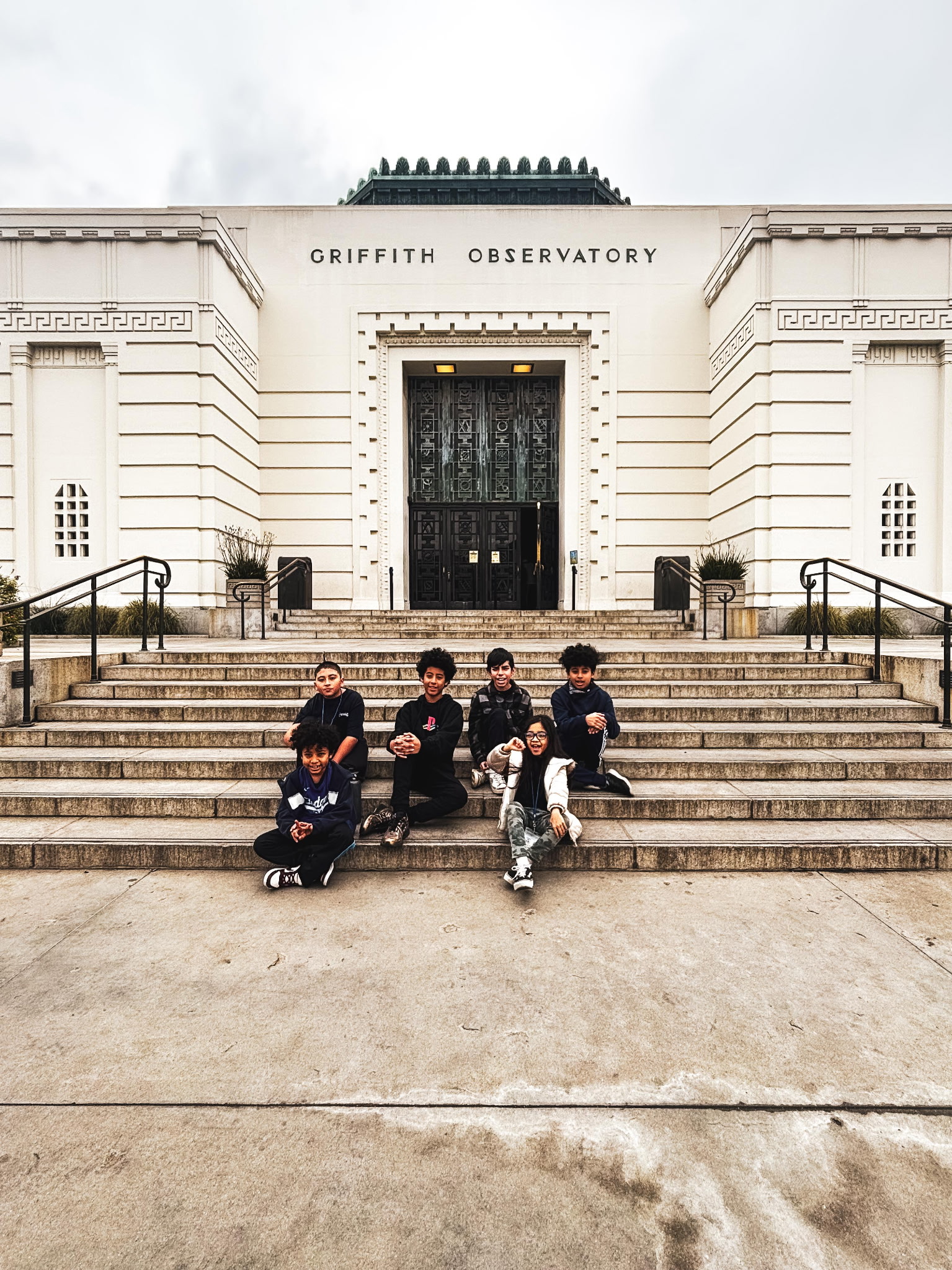 Arrows Christian Academy students on a field trip to Griffith Observatory